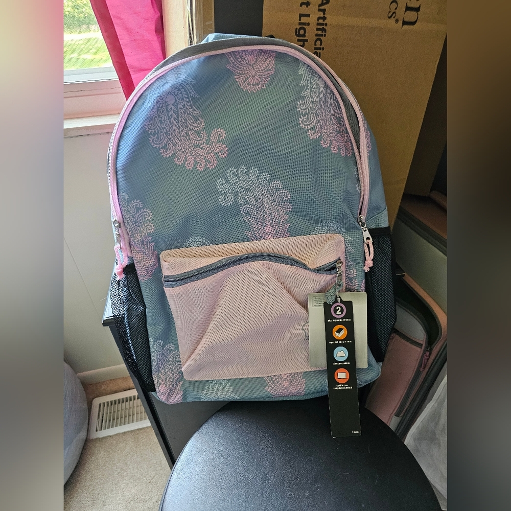 LAST CHANCE SALE!!!!!!   IVORY ELLA BACKPACK